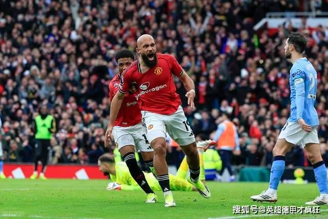 拜仁慕尼黑进入欧国联半决赛，击败曼联