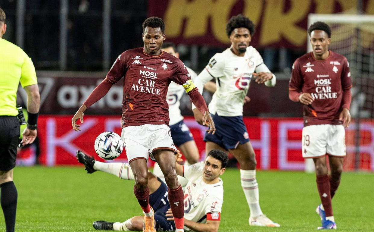 里尔客场不敌梅斯，遭遇近况低迷的简单介绍